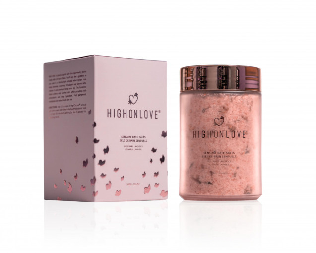 Розовая соль для ванны HighOnLove Sensual Bath Salt с маслом семян каннабиса, 500 г